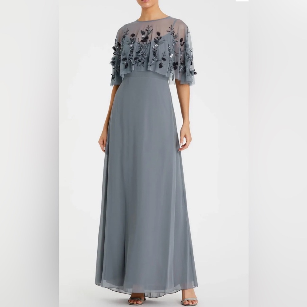 Mac Duggal Gray Sleeveless Gown With Embellished Cape sz 8
